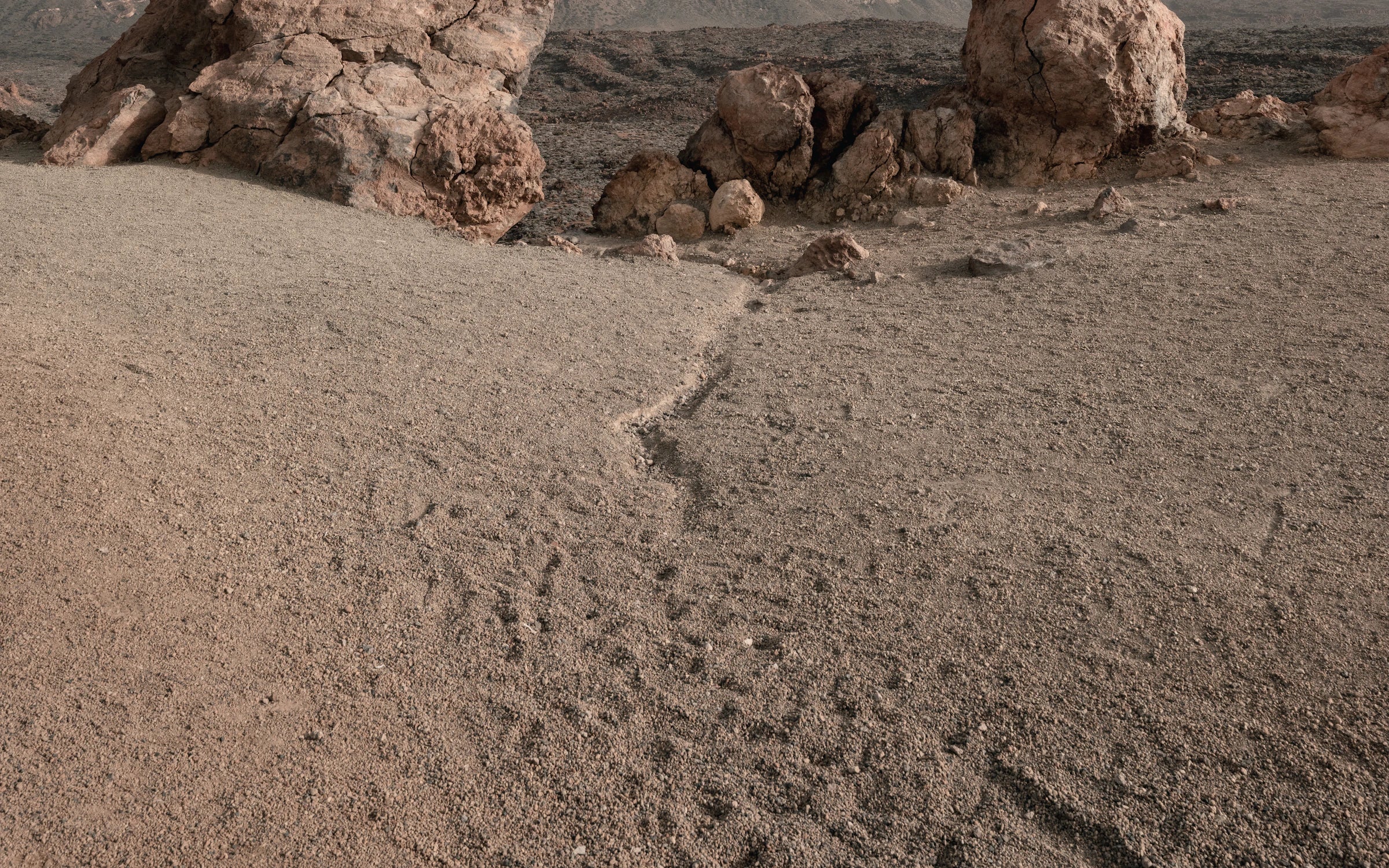 MR POCKET gold prospecting equipment and field gear in rugged terrain